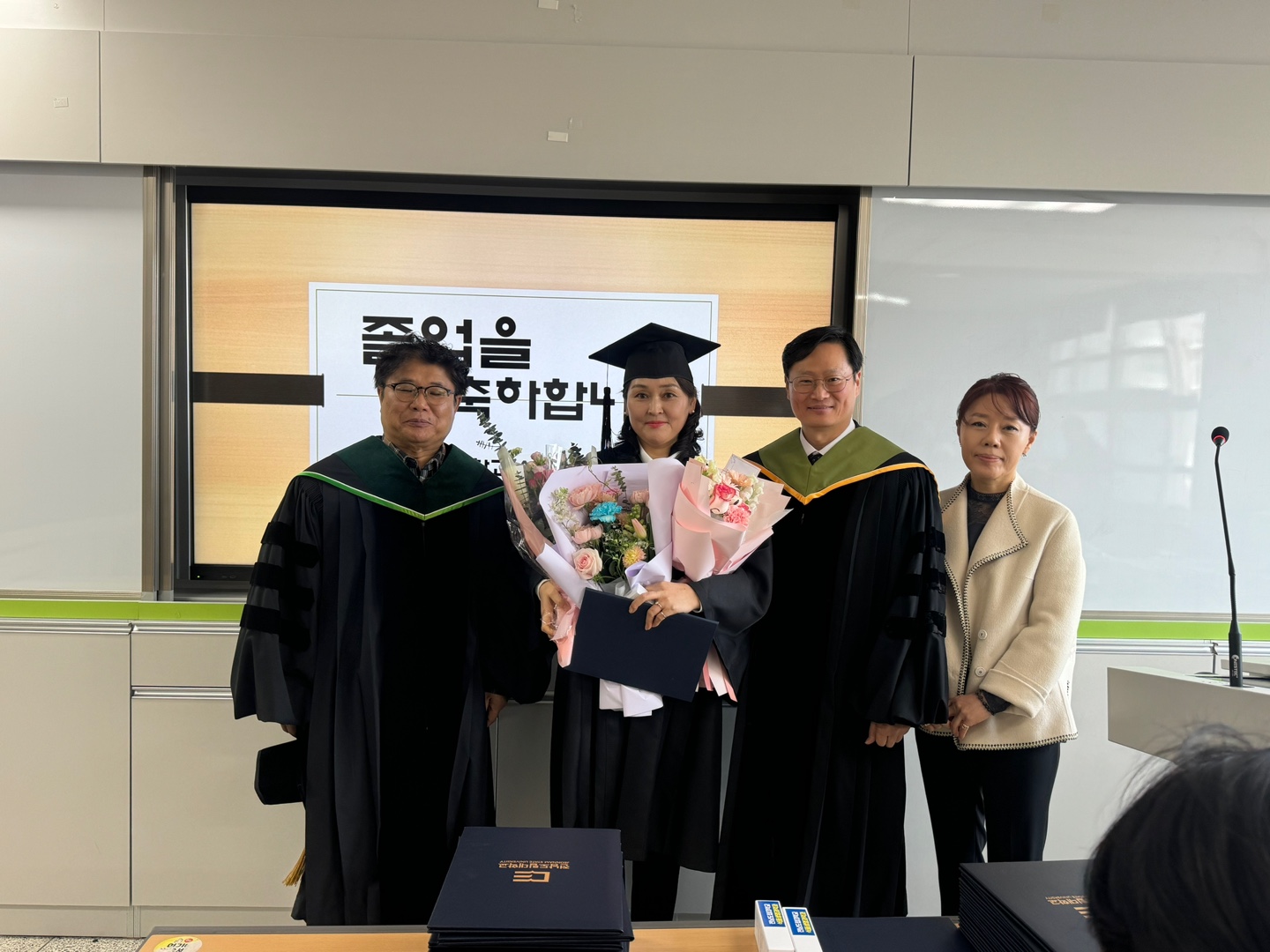 졸업사진 4.jpg
