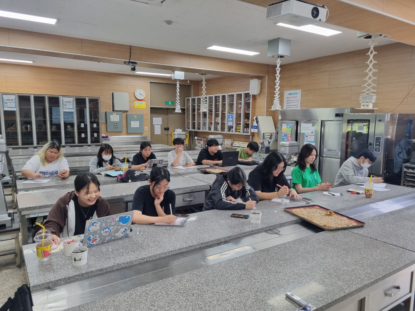 호텔조리제빵과 3일차(면접 커뮤니케이션) 3일차 제과제빵 2.jpeg