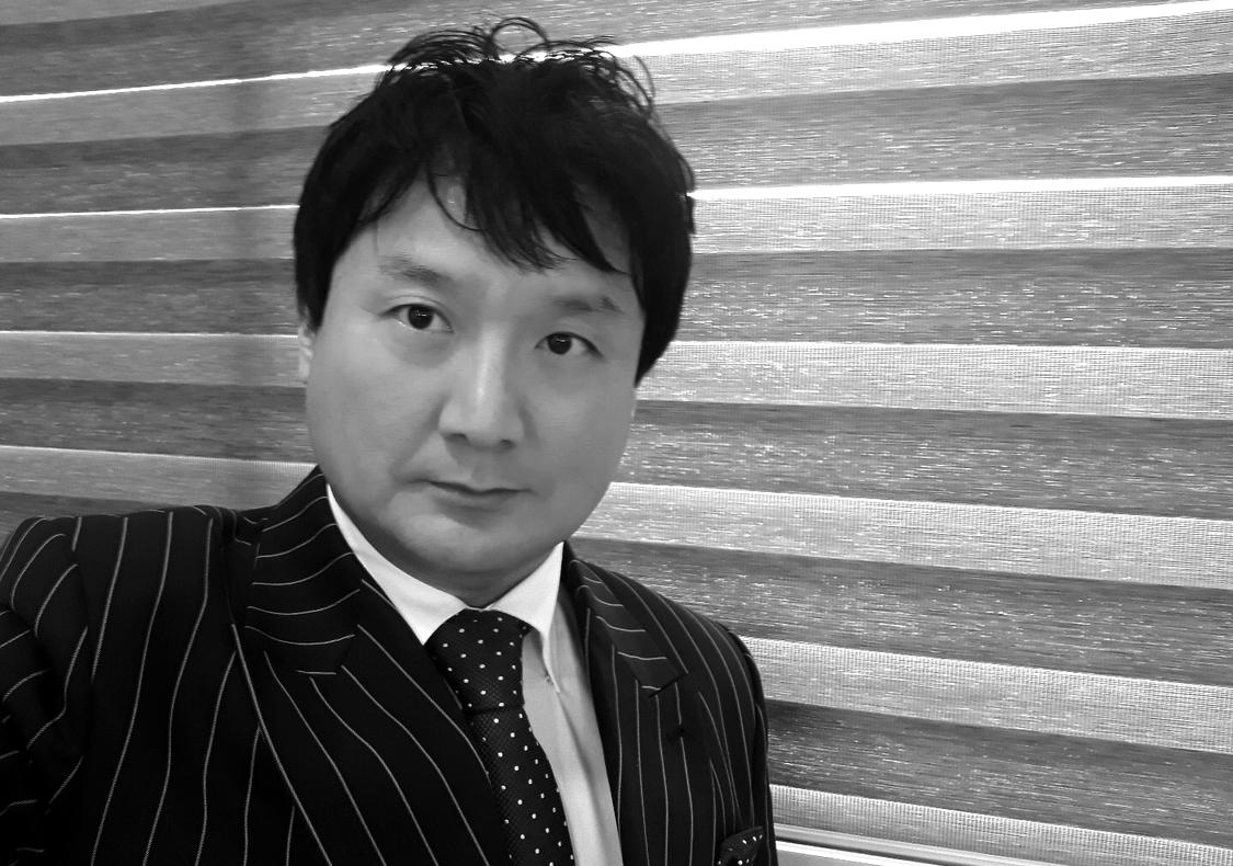 06_박신웅_인물사진.jpg